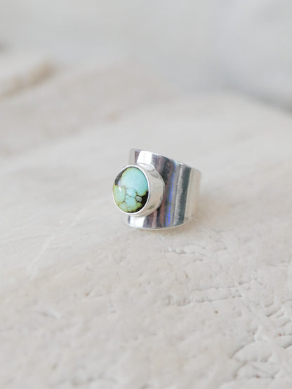 silver & turquoise shield ring: size 5