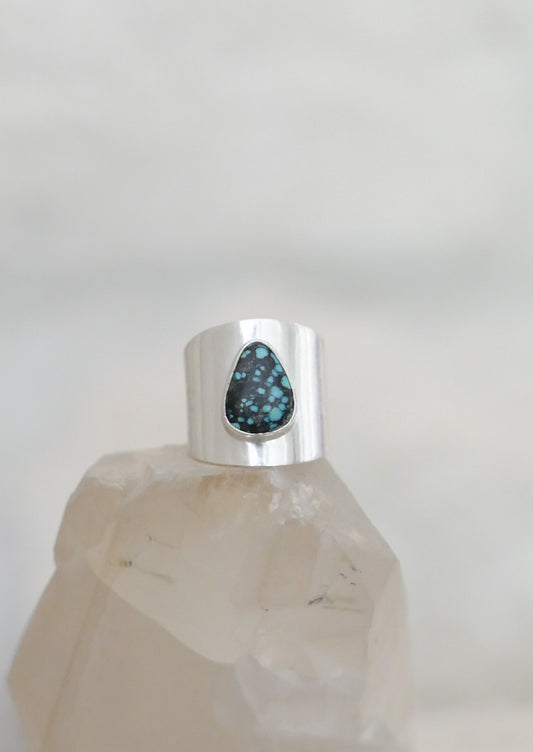 silver & turquoise shield ring: size 8