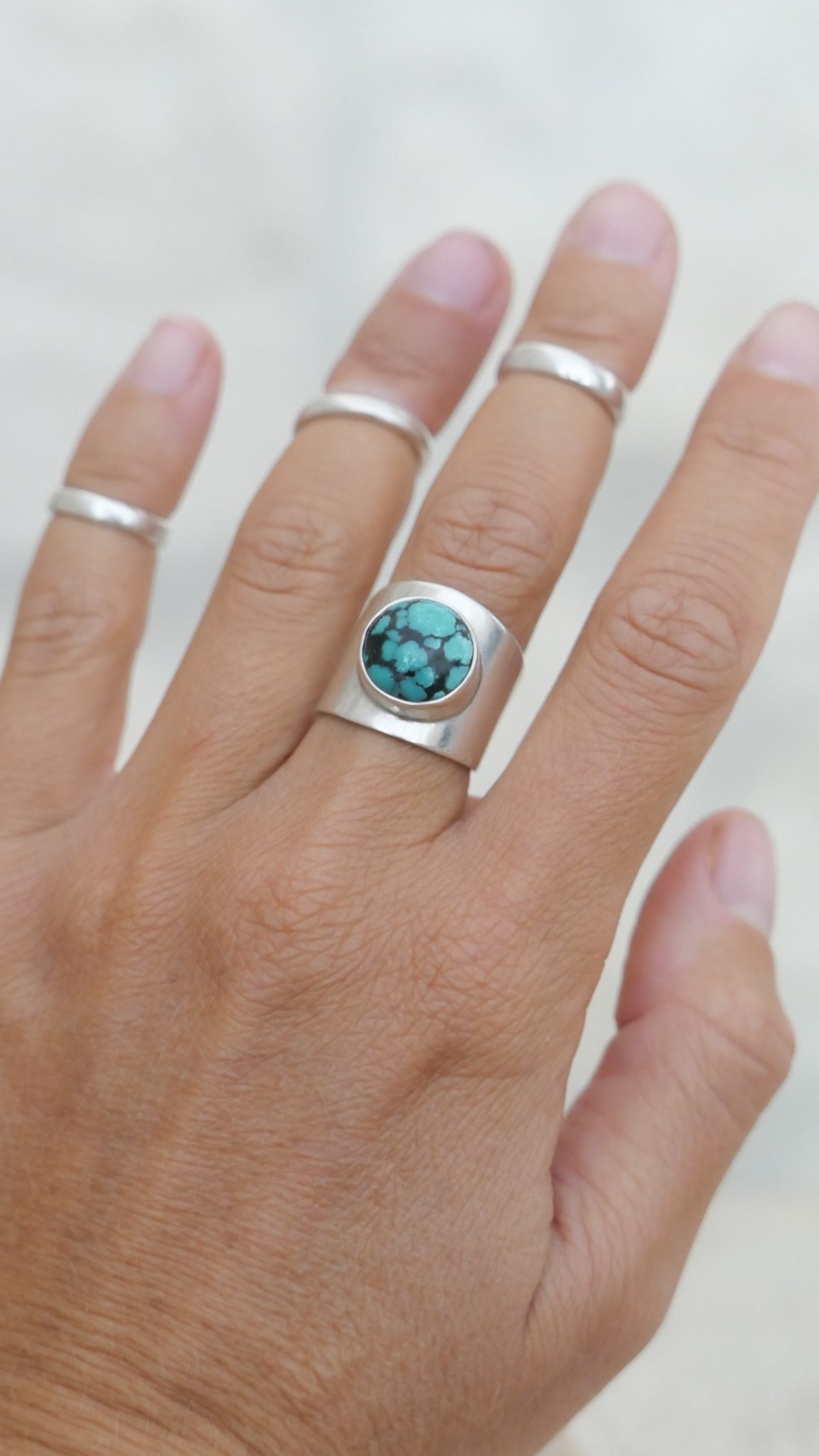 silver & turquoise shield ring: size 6